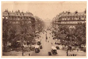Paris - Avenue de l'Opéra Vers 1935
